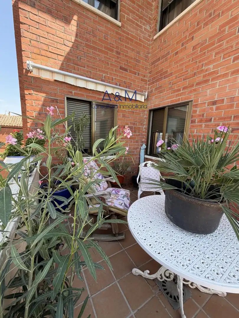 Terraza de Edificio en venta en Cigales