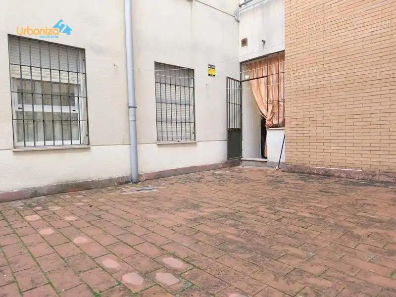Vista exterior de Piso en venta en Badajoz con Aire acondicionado y Alarma