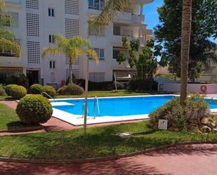 Swimming pool of Apartment to rent in Torremolinos  with Air Conditioner, Terrace and Swimming Pool