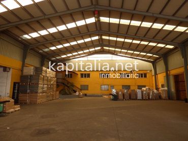 Nave industrial in vendita a L'Olleria