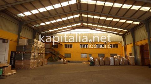 Nave en venta en el polígono industrial de Olleria.