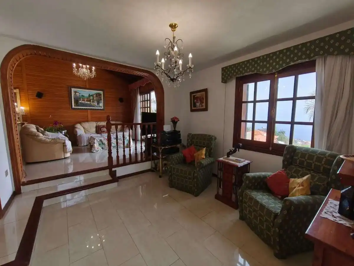 Detached house with garden for sale in El Sauzal, imagen 7
