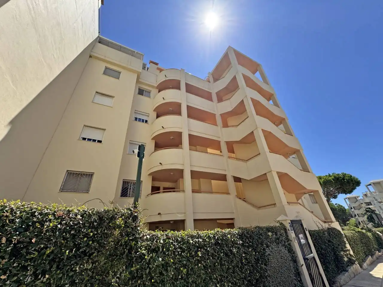 Exterior view of Flat for sale in Mijas  with Terrace and Community pool
