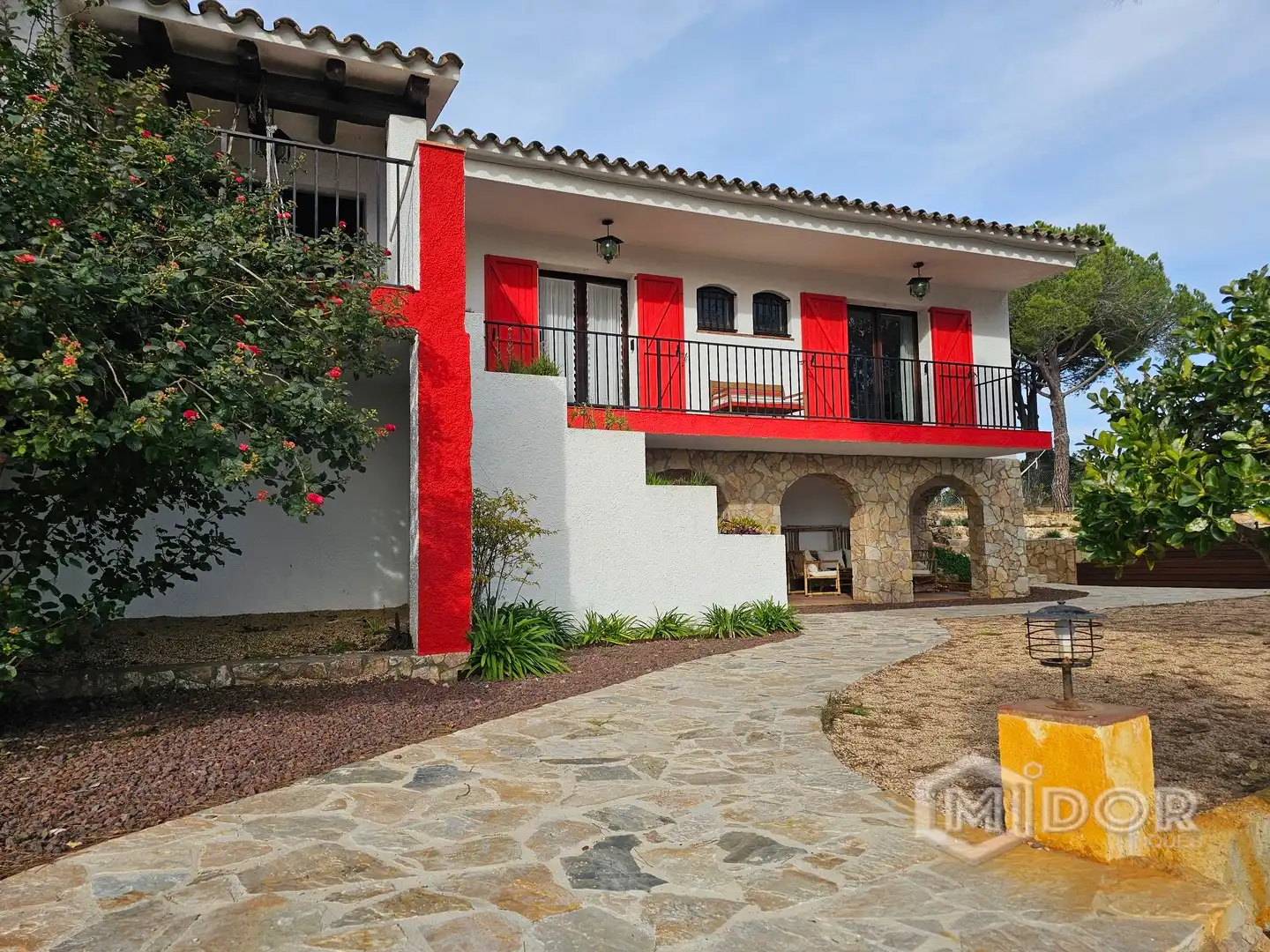 Vista exterior de Casa o xalet en venda en Sant Feliu de Guíxols amb Aire condicionat, Calefacció i Jardí privat