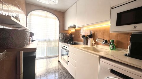 Foto 3 de Piso en venta en Carrer Buguenvil·lea, Sant Ildefons, Cornellà de Llobregat