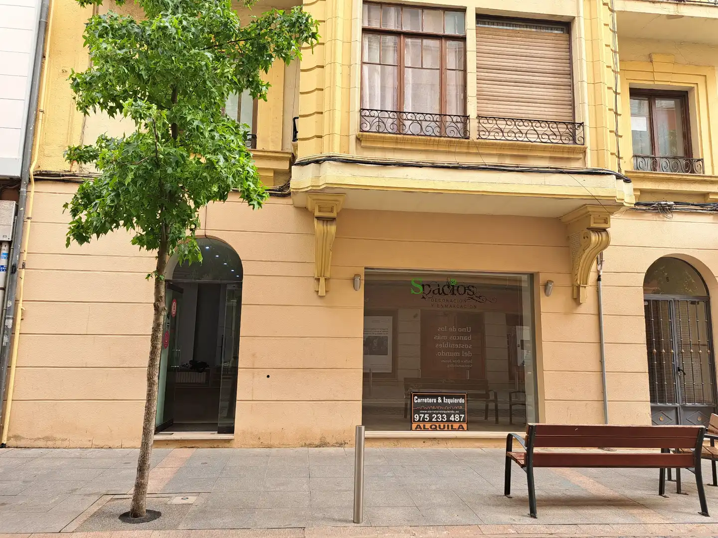 Local commercial à louer à Calle Medinaceli