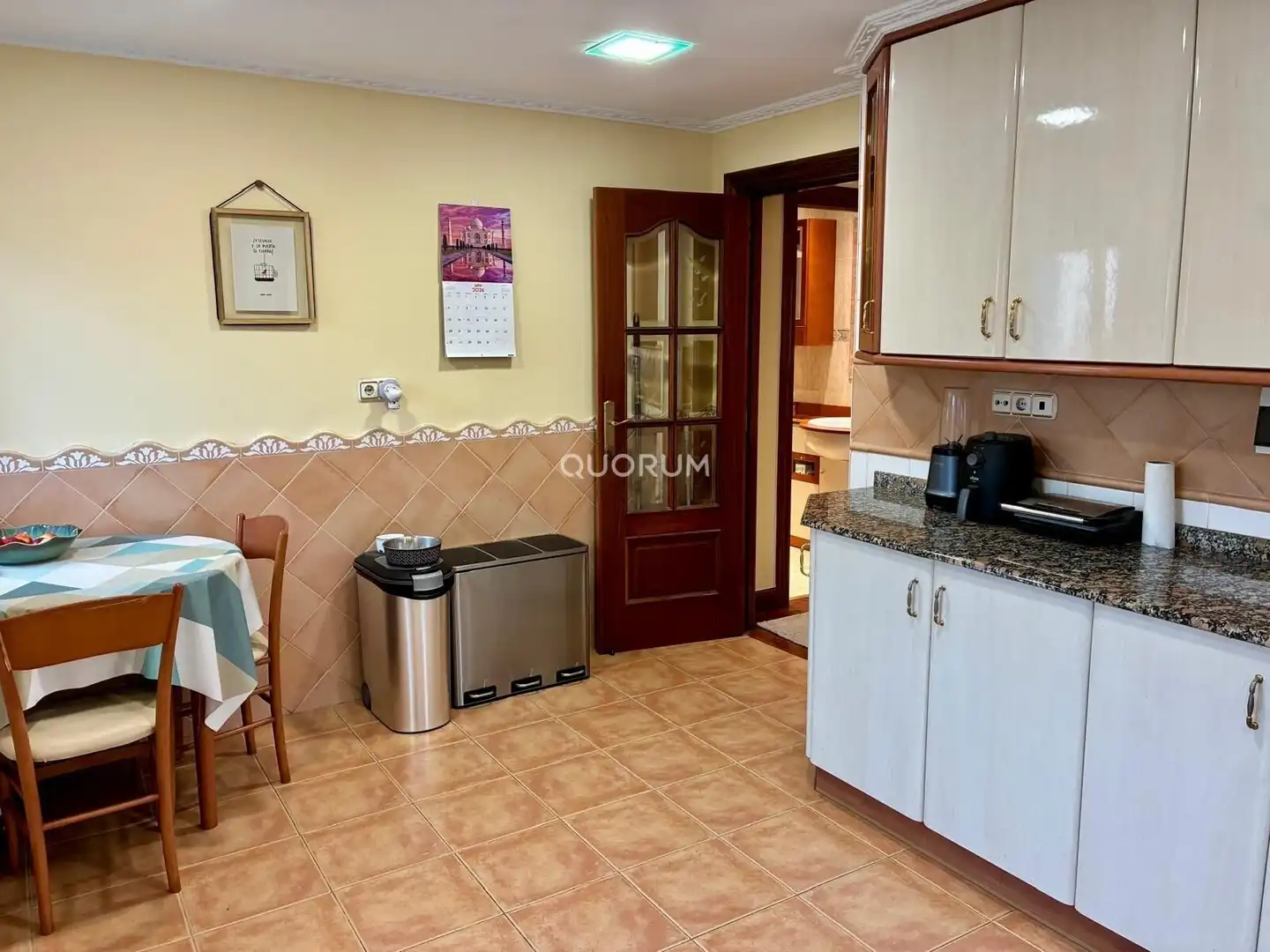 Cocina de Piso en venta en Erandio con Calefacción, Trastero y Amueblado