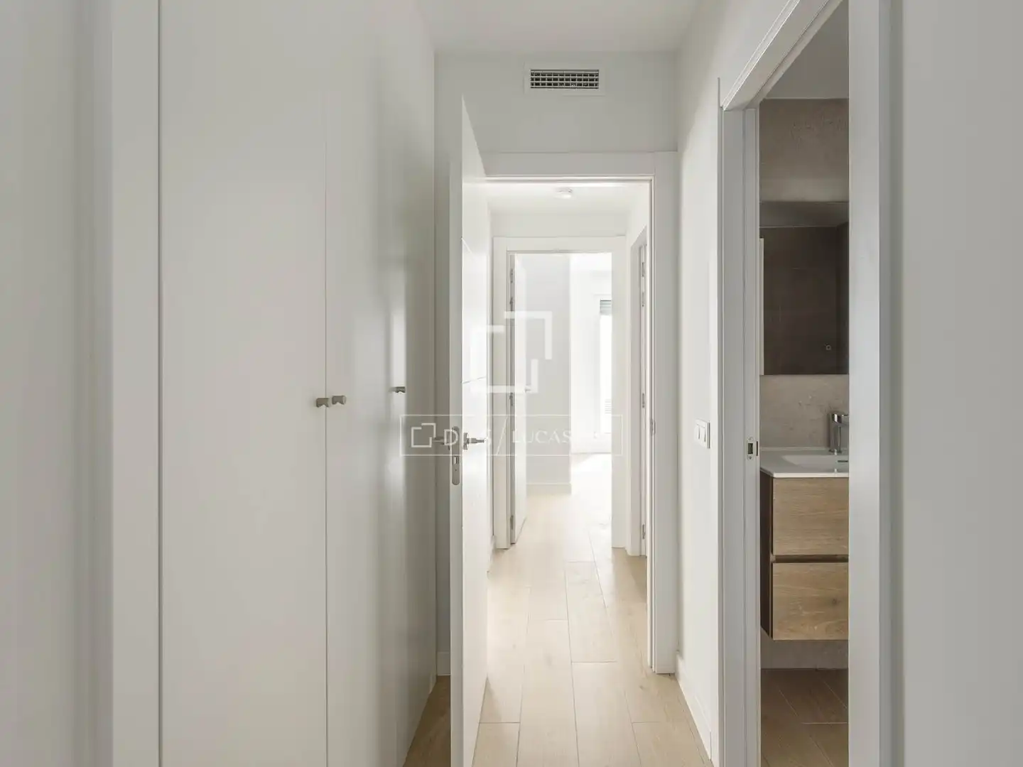 Flat for rent in Madrid  with Air Conditioner, Heating and Parquet flooring