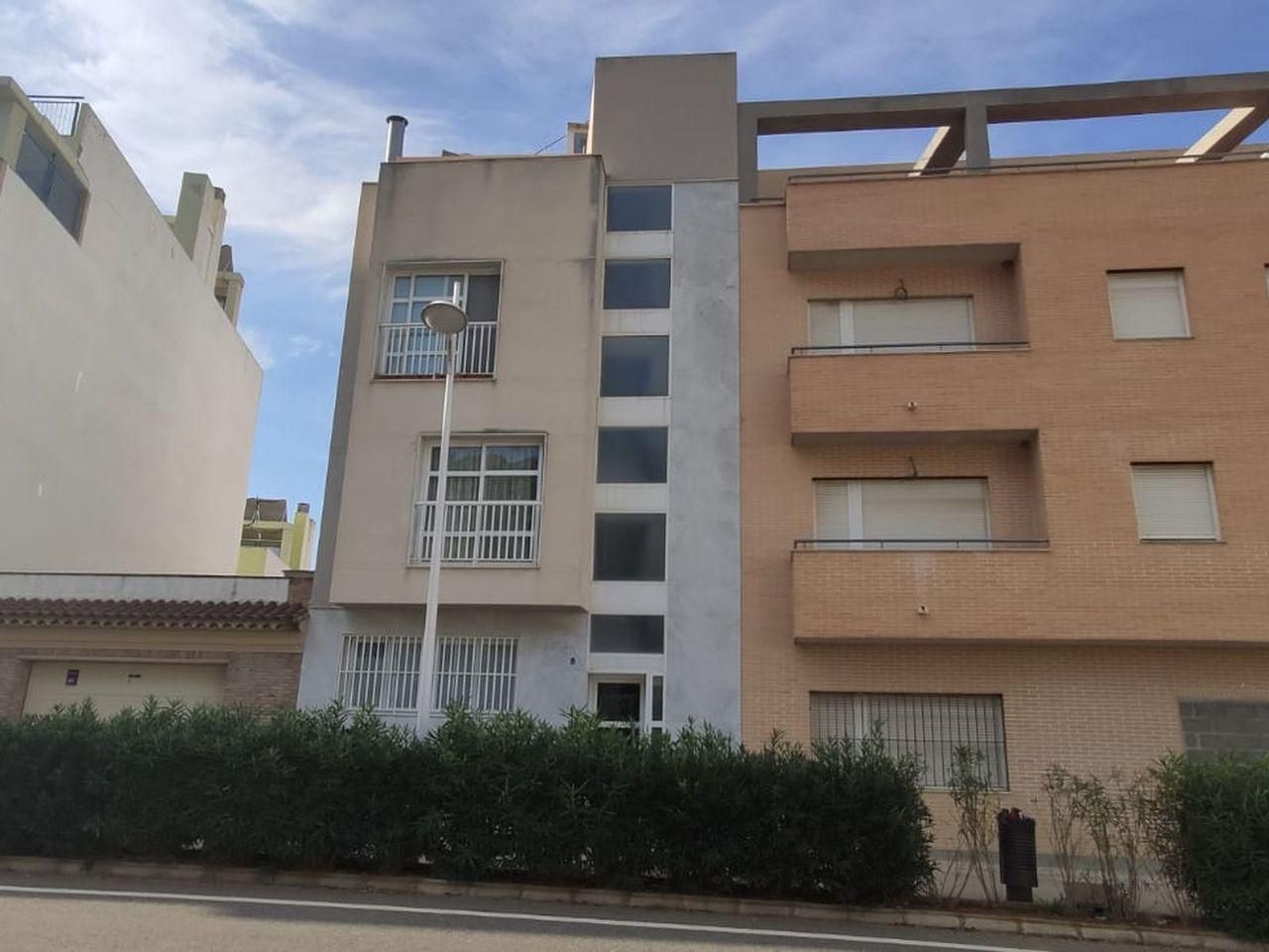 Exterior view of Garage for sale in Montserrat