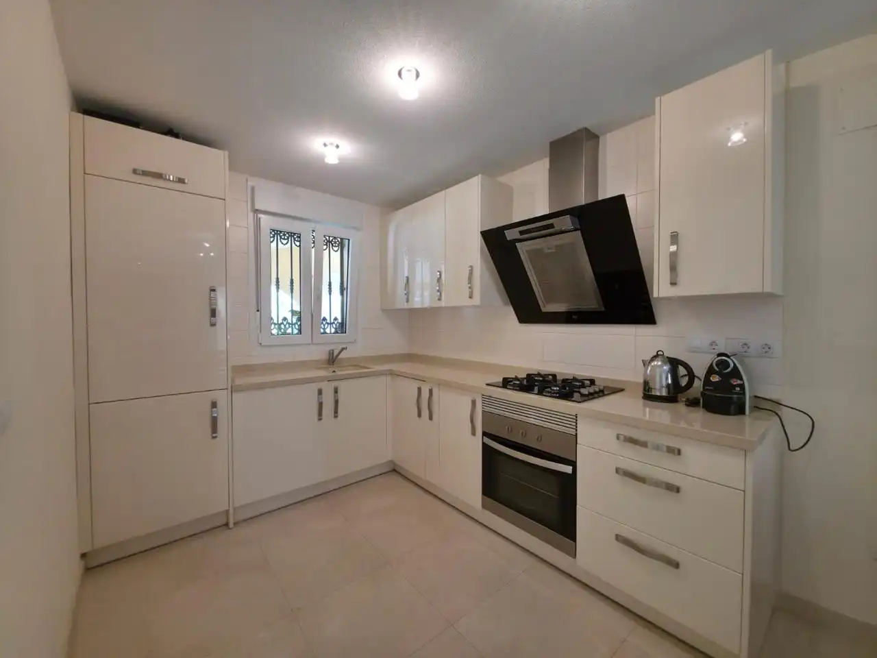 Kitchen of Houses for sale in El Campello  with Air Conditioner, Terrace and Swimming Pool