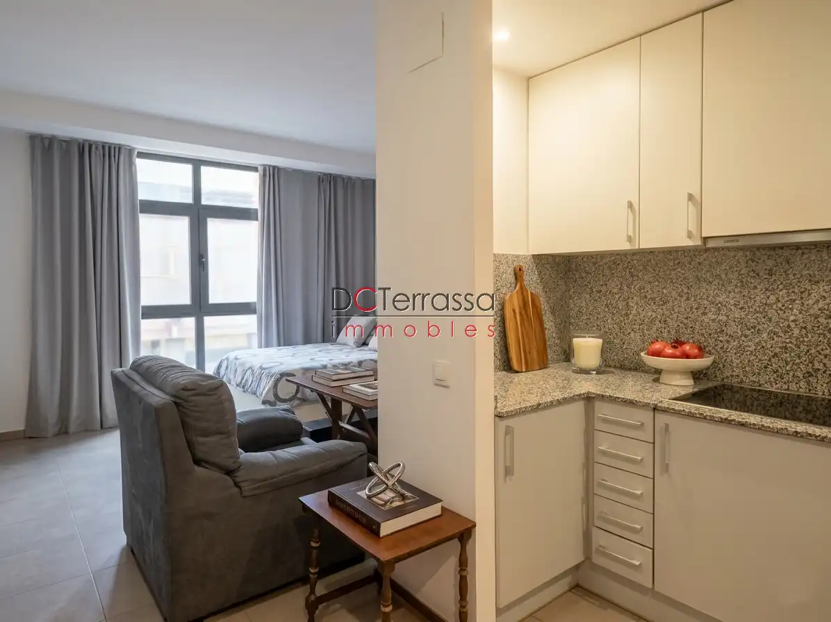Flat with lift for sale in Centre, imagen 4