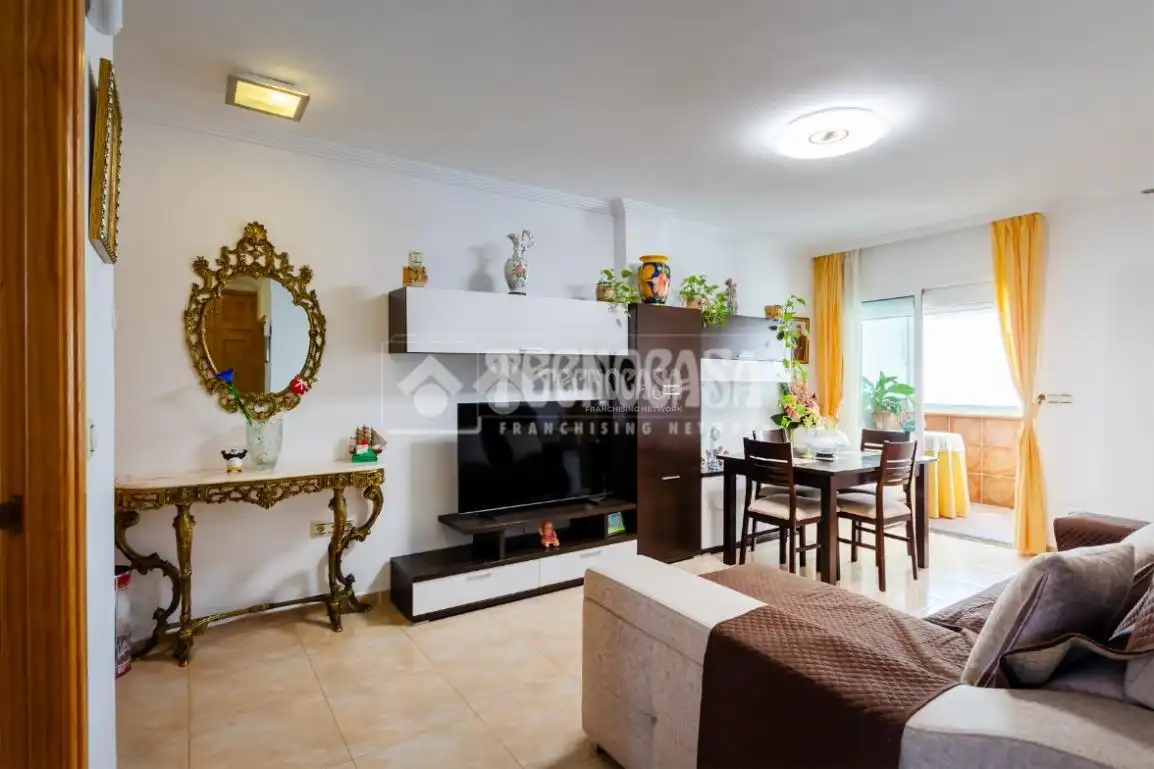 Sala d'estar de Pis en venda en Vélez-Málaga amb Terrassa
