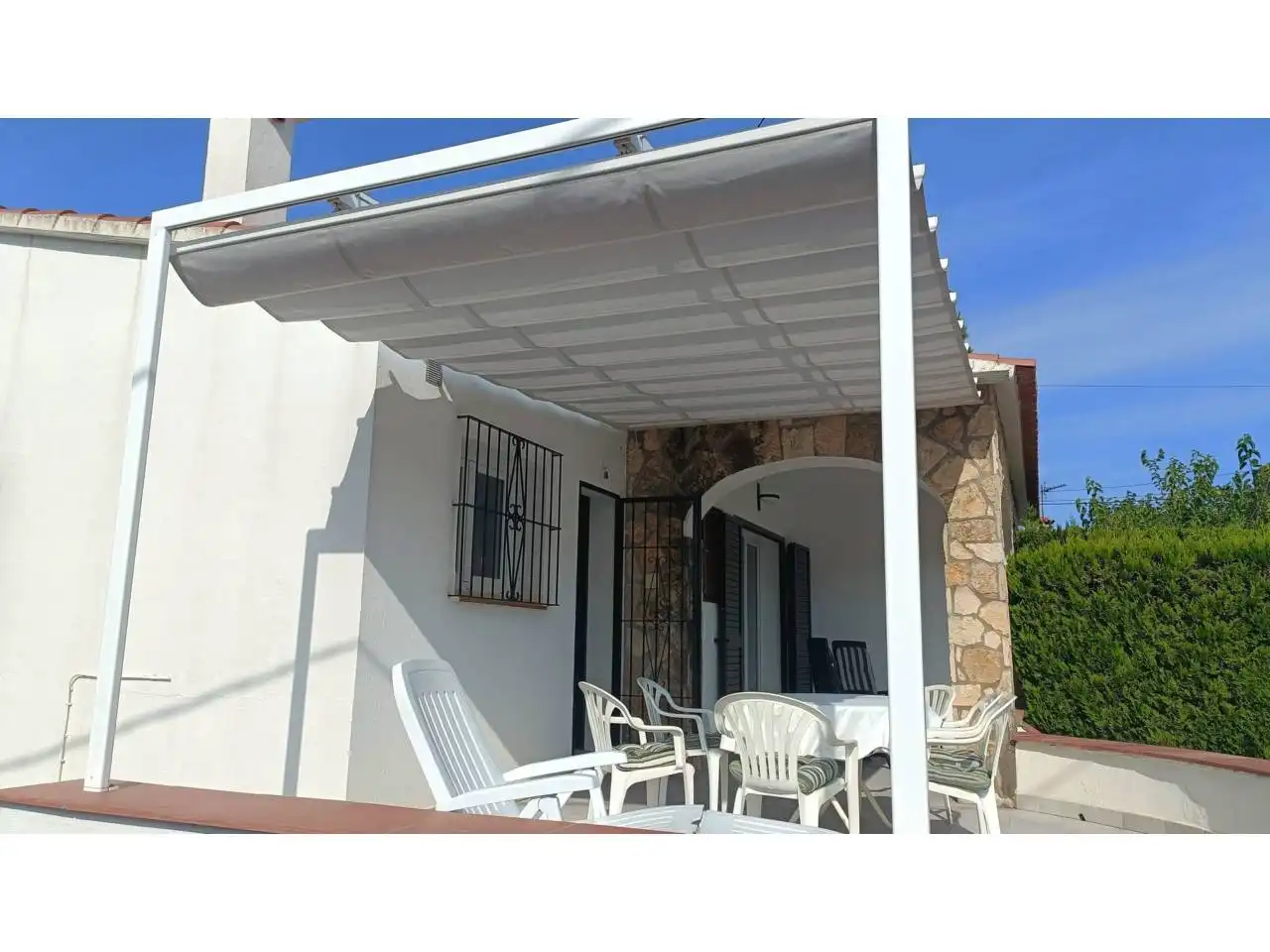 Terrassa de Casa o xalet en venda en L'Escala amb Aire condicionat, Jardí privat i Terrassa
