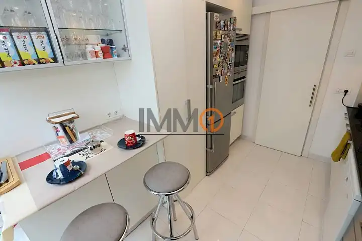 Cocina de Piso en venta en Barcelona con Calefacción y Terraza