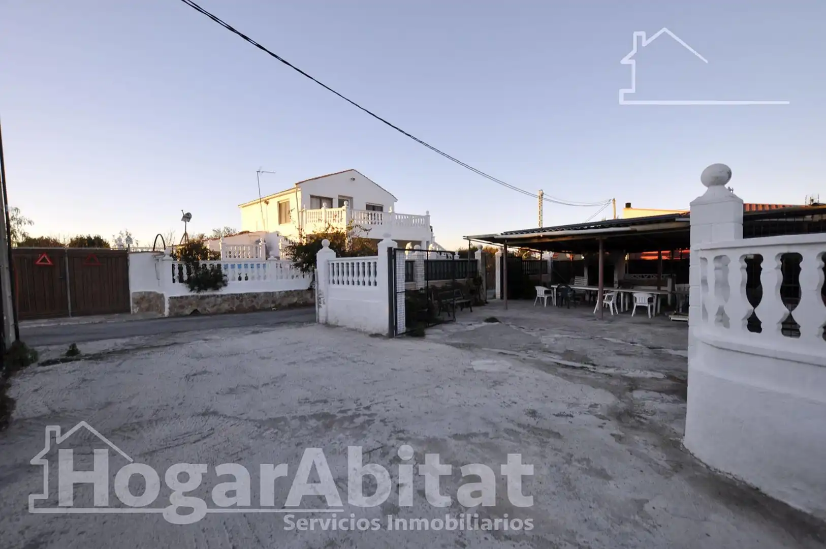 Vista exterior de Casa o chalet en venta en Sagunto / Sagunt con Calefacción, Jardín privado y Terraza