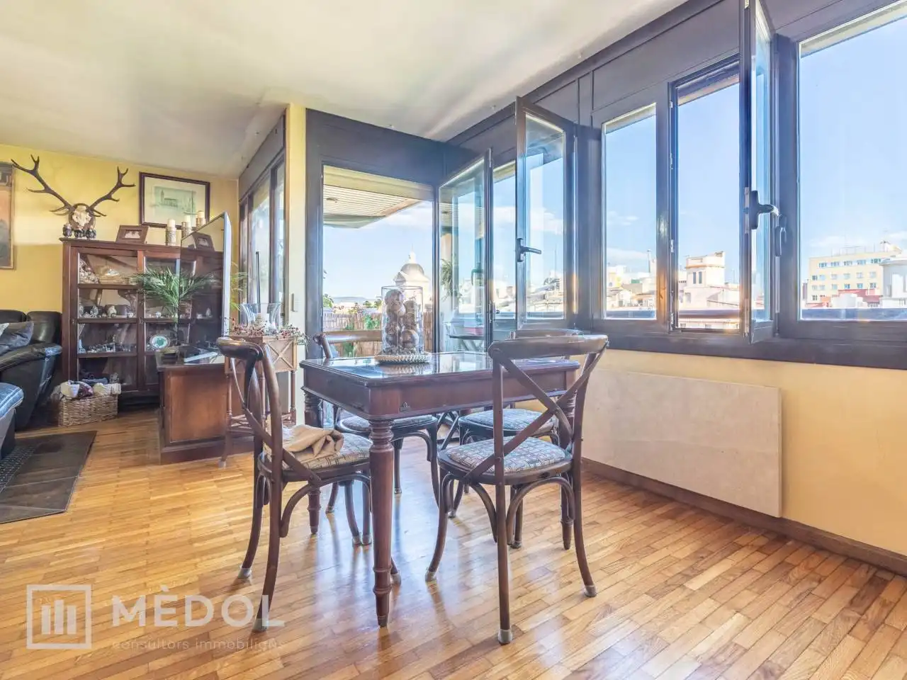 Comedor de Piso en venta en Tarragona con Calefacción, Parquet y Amueblado
