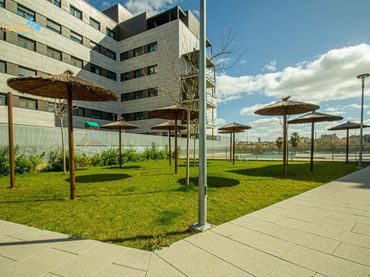 Apartament amb piscina en venda a Avenida de Adolfo Díaz Ambrona