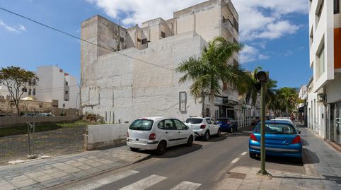 Foto 2 de Edifici en venda a Triana, Centro - La Vega Alta, Arrecife