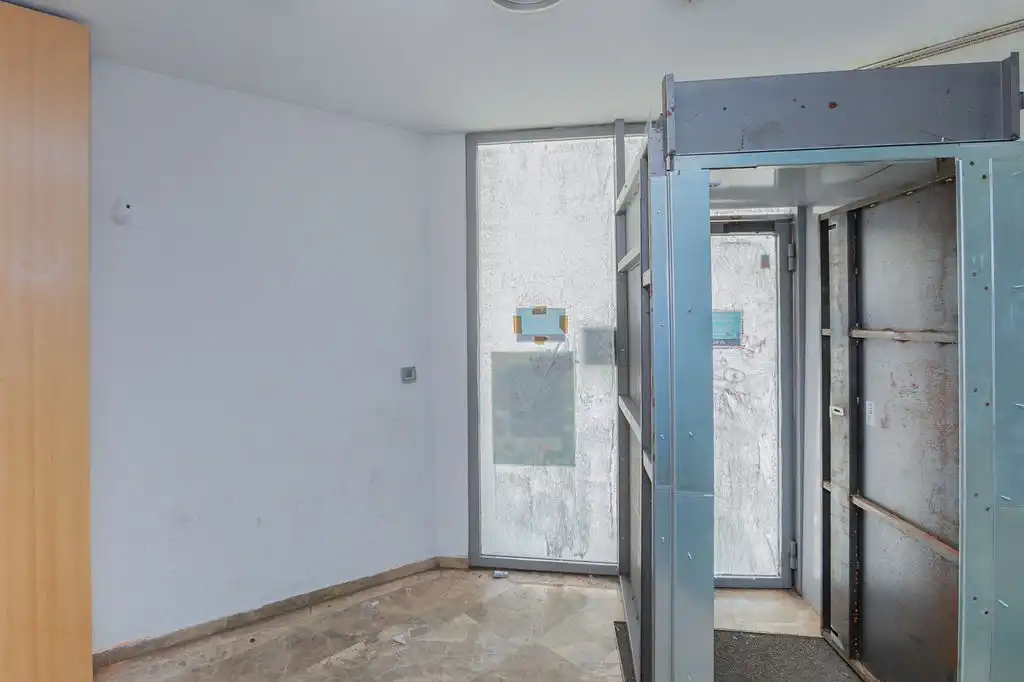 Local comercial de lloguer a Av de Nules, imagen 3
