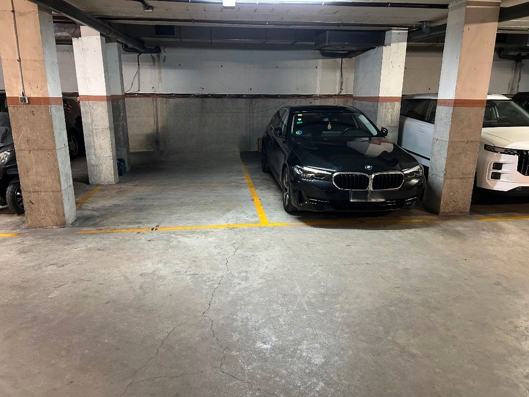 Parkplatz von Garage miete in Rubí
