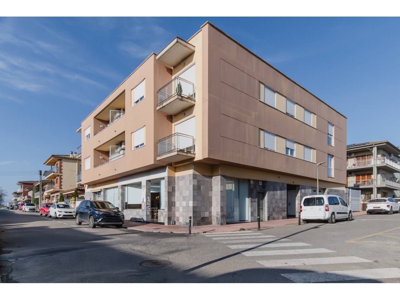 Außenansicht von Wohnung zum verkauf in Riudellots de la Selva mit Klimaanlage, Heizung und Parkett