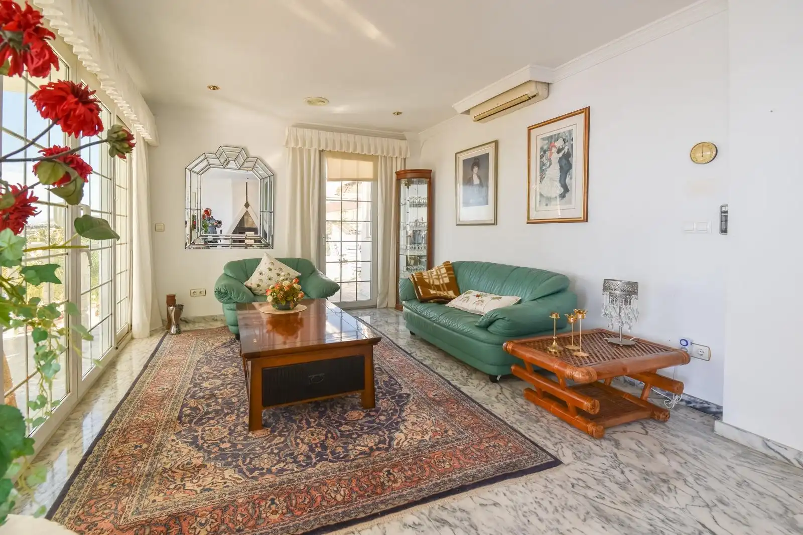 Sala de estar de Casa o chalet de alquiler en Rincón de la Victoria con Aire acondicionado, Calefacción y Jardín privado