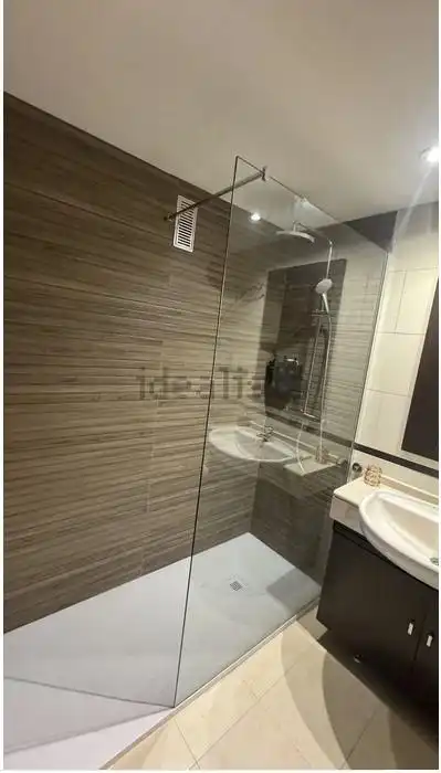 Badezimmer von Dachboden zur Miete in Garbinet - Vistahermosa