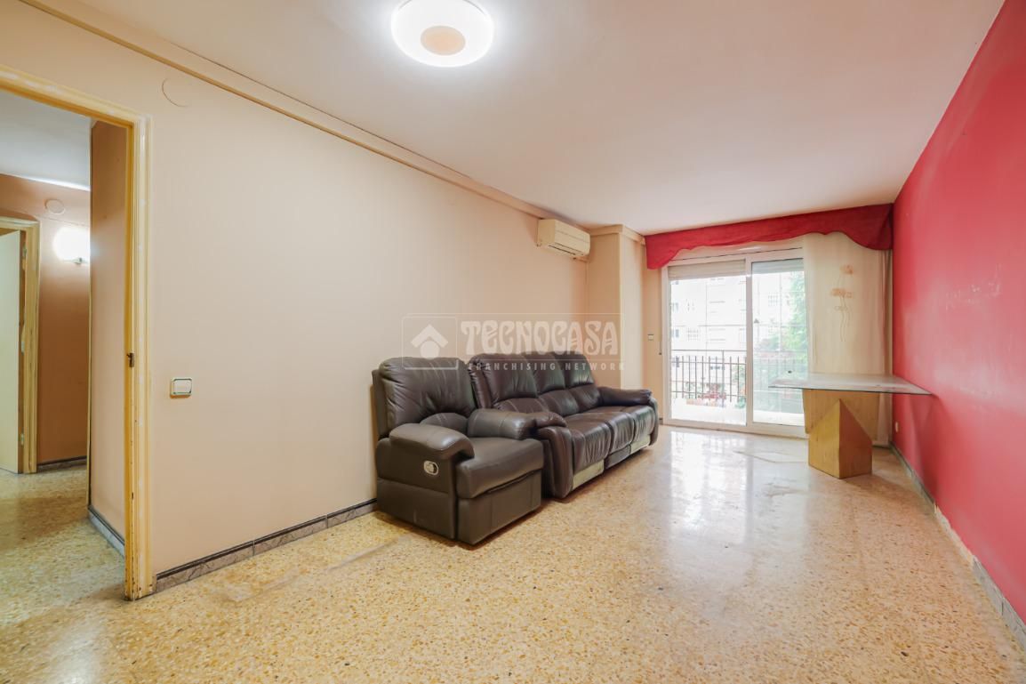 Sala d'estar de Pis en venda en L'Hospitalet de Llobregat