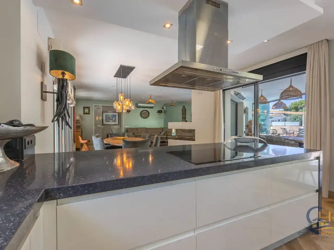 Küche von Wohnung zum Verkauf in Moraira mit Klimaanlage, Schwimmbad und Balkon