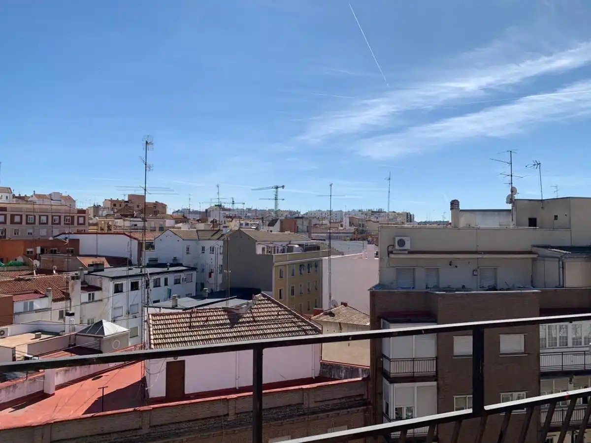Exterior view of Attic for rent in Madrid  with Air Conditioner, Heating and Terrace