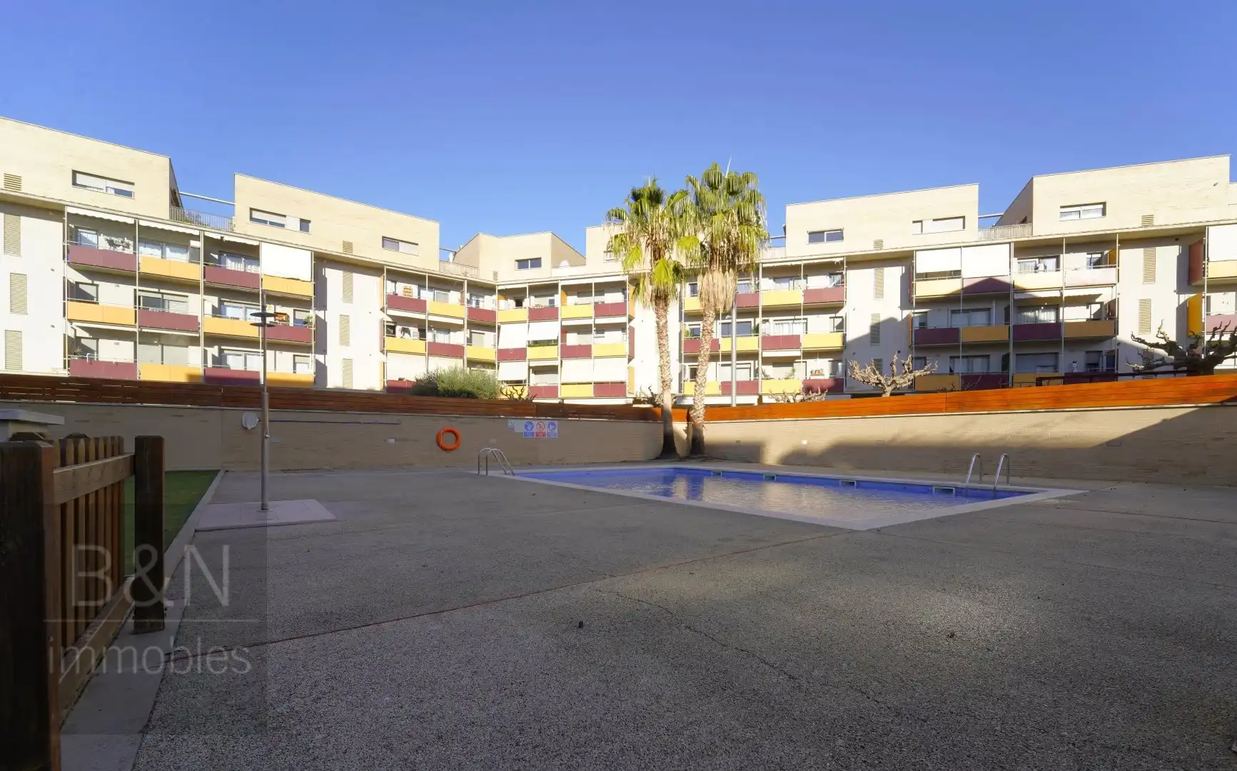 Piscina de Piso en venta en Terrassa con Aire acondicionado, Calefacción y Piscina
