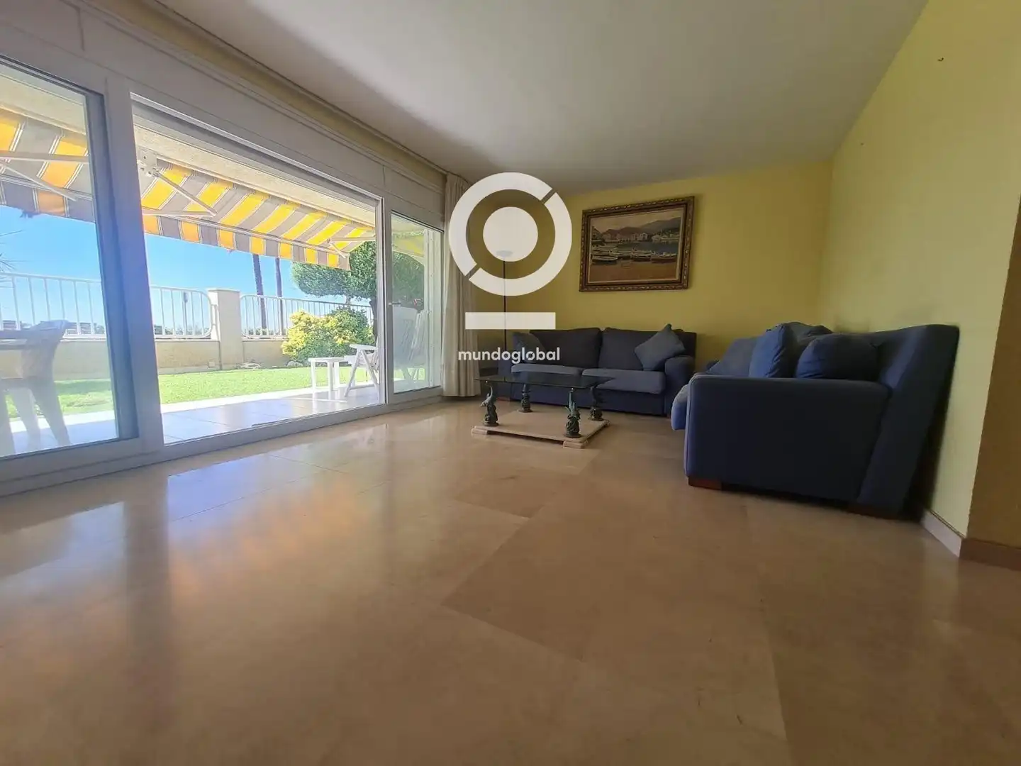 Sala de estar de Piso en venta en Calafell con Terraza, Trastero y Piscina
