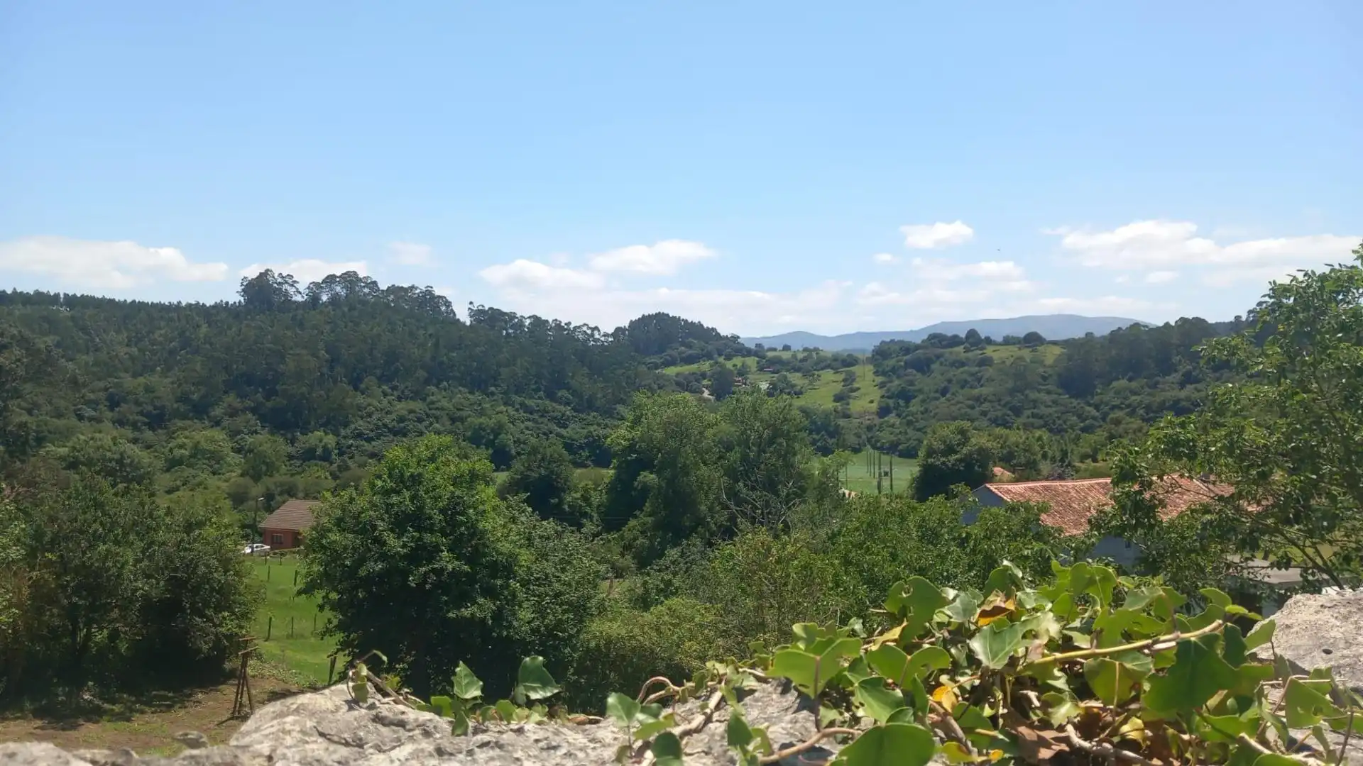 Exterior view of Houses for sale in Santillana del Mar  with Private garden, Storage room and Balcony