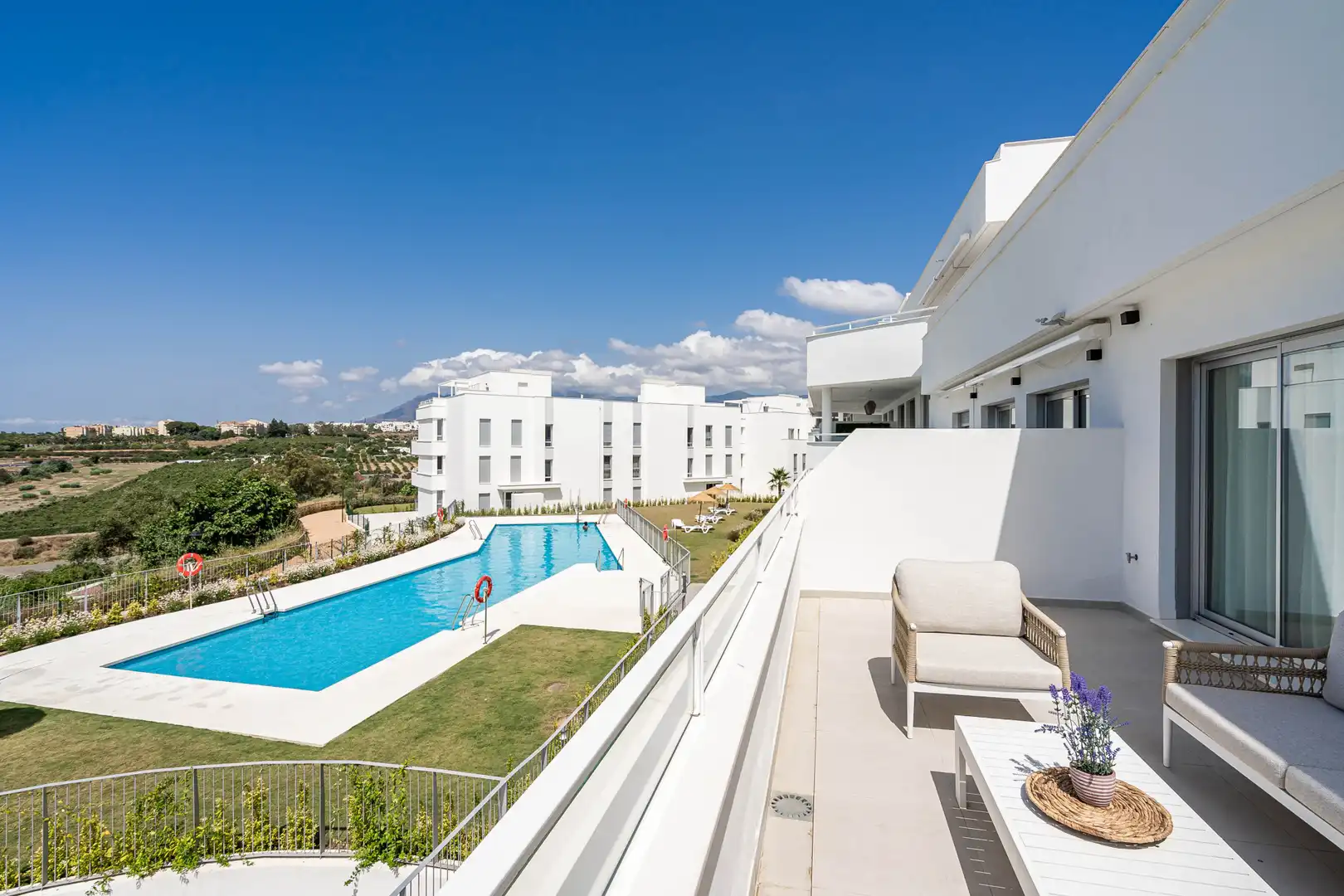 Terraza de Ático en venta en Estepona con Aire acondicionado, Terraza y Piscina