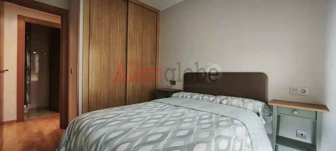 Piso de alquiler en Montecerrao