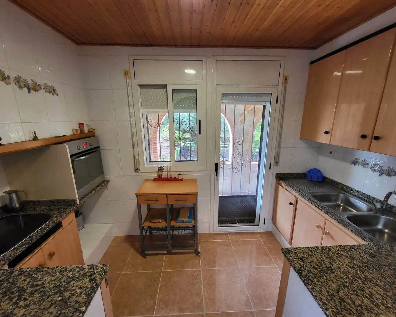 Cuina de Finca rústica en venda en L'Ametlla de Mar  amb Jardí privat, Terrassa i Traster