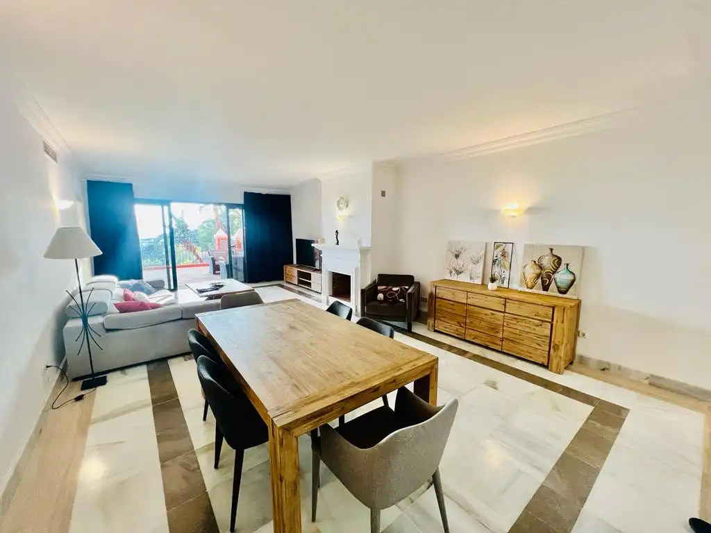 Apartamento de alquiler en CERRO ARTOLA, 11, La Quinta