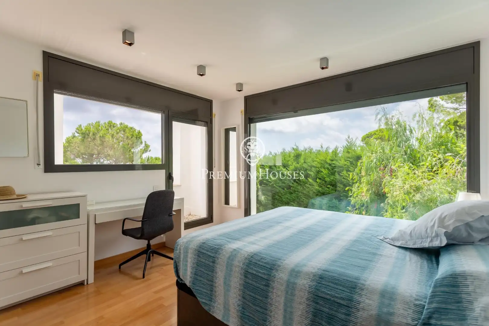 Dormitori de Casa o xalet en venda en Sant Andreu de Llavaneres amb Aire condicionat, Calefacció i Jardí privat