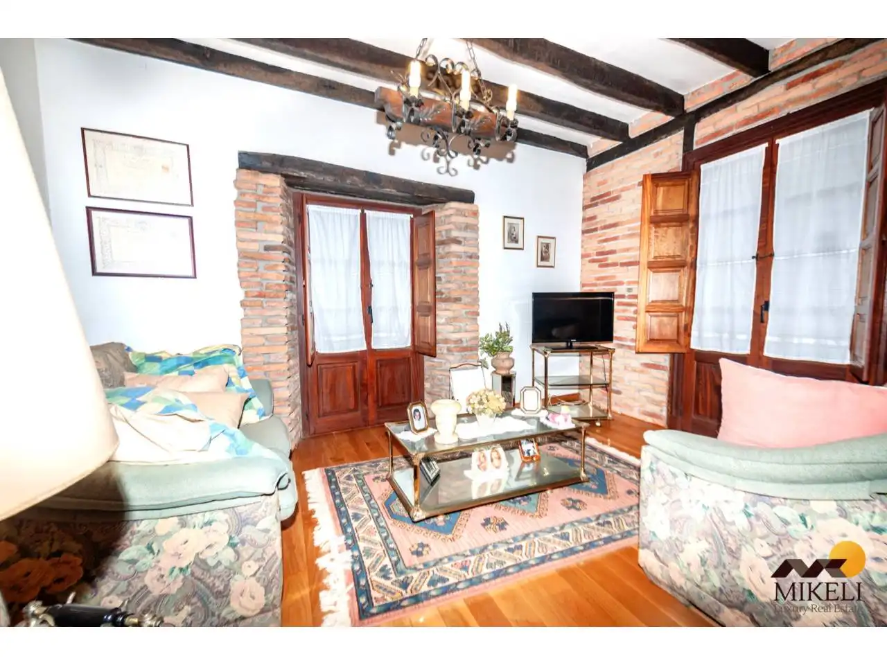 Sala d'estar de Casa o xalet en venda en Alfoz de Lloredo amb Calefacció, Jardí privat i Terrassa