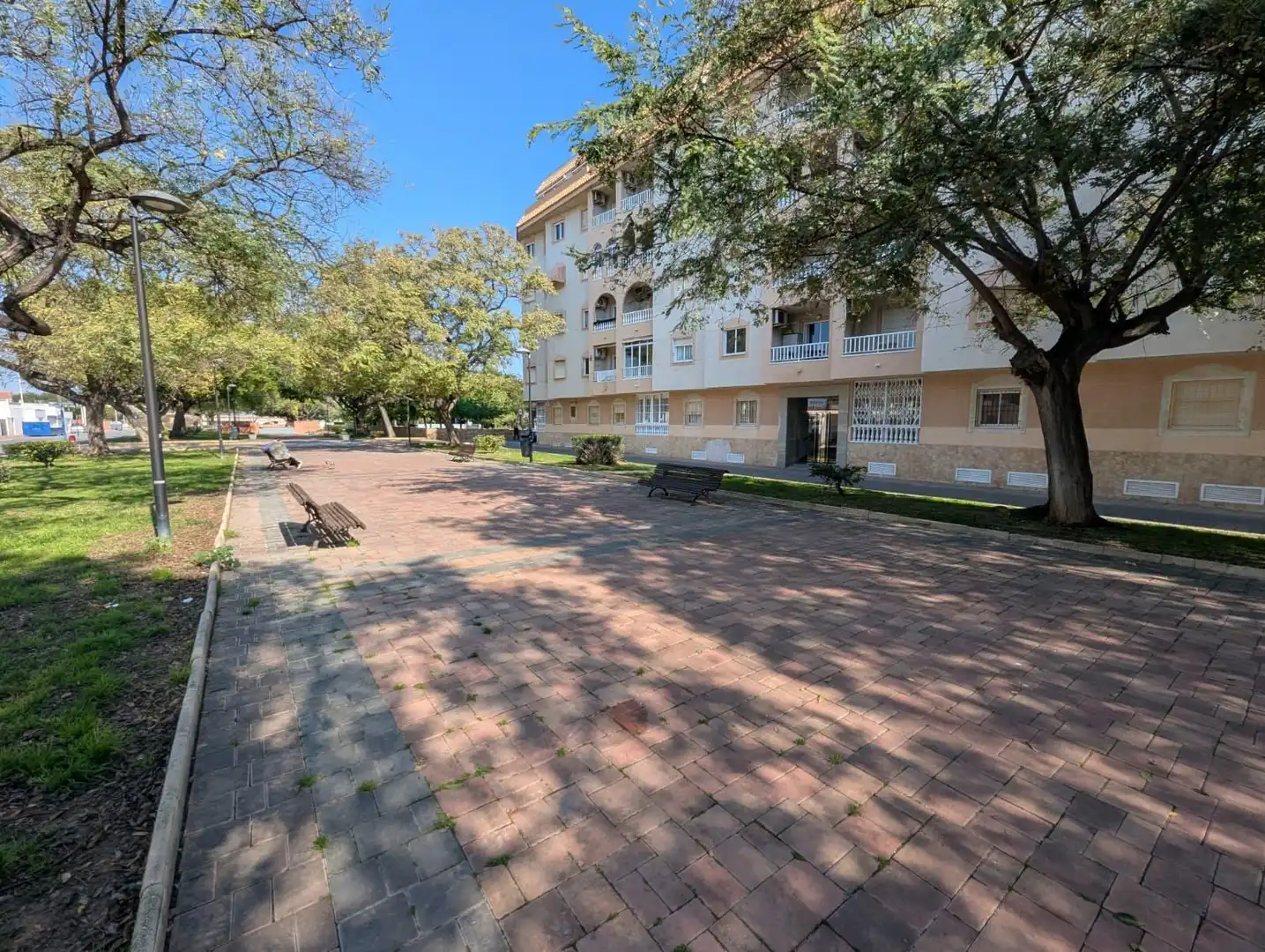 Apartamento con ascensor en venta en Avenida PINOSO DE
