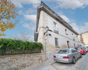 Exterior view of Single-family semi-detached for sale in San Lorenzo de El Escorial  with Terrace and Balcony