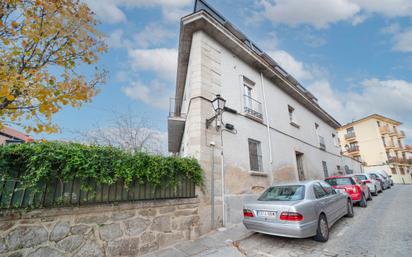 Exterior view of Single-family semi-detached for sale in San Lorenzo de El Escorial  with Terrace and Balcony