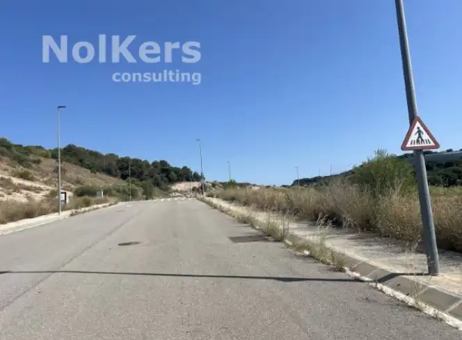 Terreno industrial en venta en Victoria - Les Vil·les - Canyadell, imagen 3