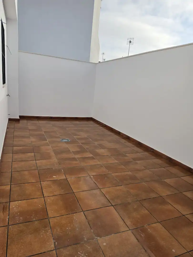 Dachboden zur Miete in Bollullos de la Mitación mit Waschmaschine und Balkon