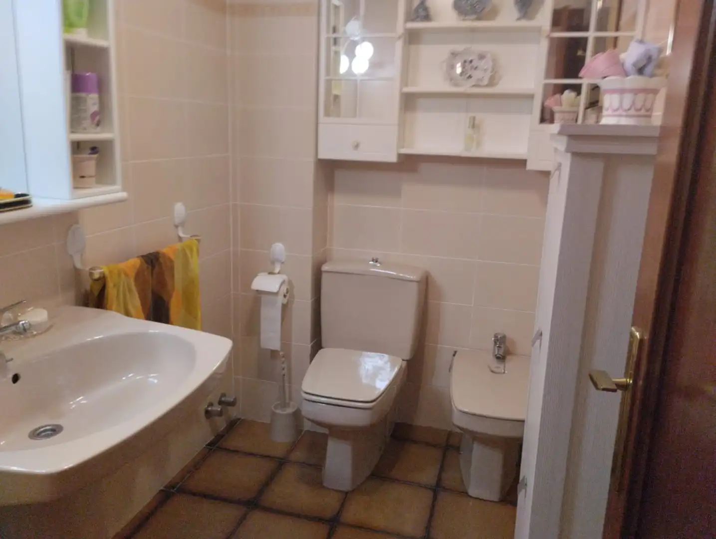 Baño de Casa adosada en venta en Laredo con Calefacción, Jardín privado y Terraza