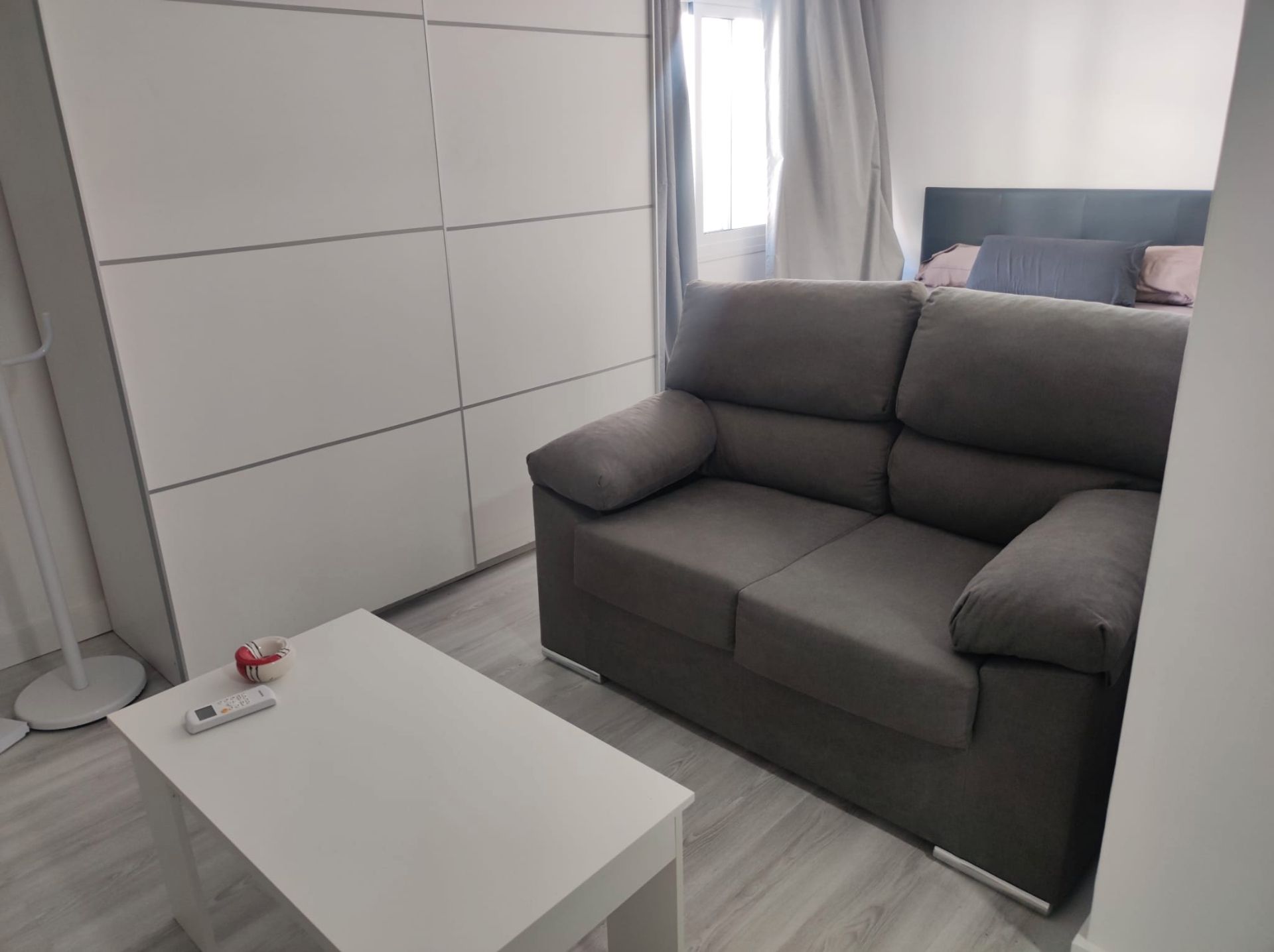 Living room of Study to rent in Málaga Capital  with Air Conditioner, Heating and Furnished