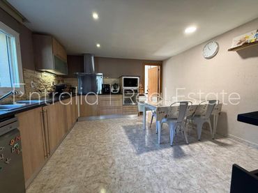 Casa bifamiliare con giardino in vendita a Calle Pont d´en Canals