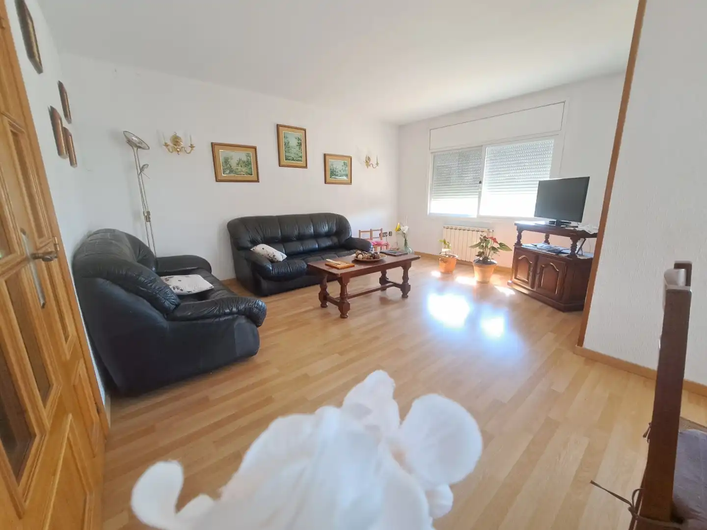 Sala d'estar de Casa o xalet en venda en Rubí amb Aire condicionat, Calefacció i Terrassa