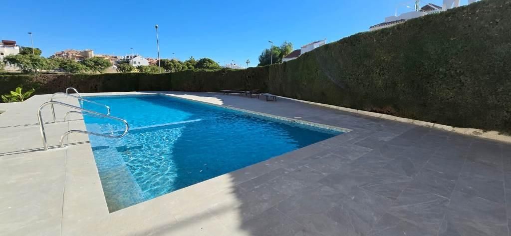 Piscina de Apartament en venda en Mazarrón amb Aire condicionat, Terrassa i Piscina comunitària