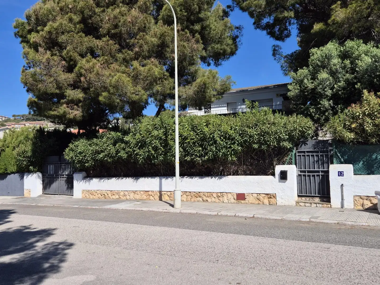Vista exterior de Casa o xalet en venda en El Vendrell amb Jardí privat i Terrassa